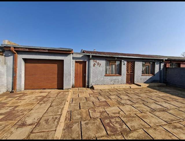 2 BEDROOM HOUSE FOR SALE IN DOBSONVILLE